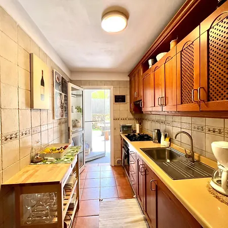 Apartamento Con Piscina, Free Wifi Y Barbacoa En Santa Ursula, Tenerife Apartmán Puerto de la Cruz (Tenerife)
